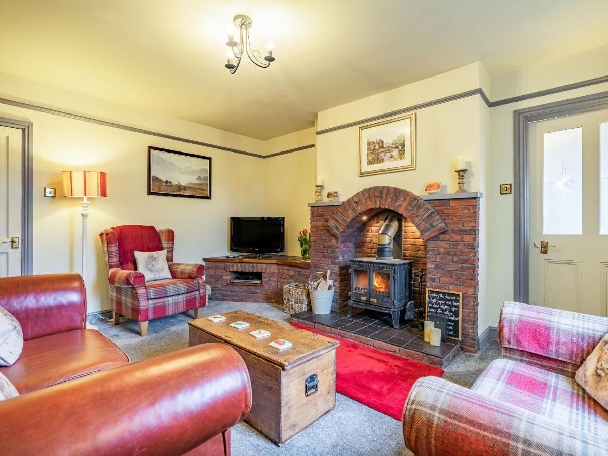 Wychwood Villa Whitby Buitenkant foto