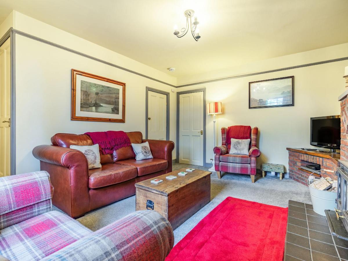 Wychwood Villa Whitby Buitenkant foto
