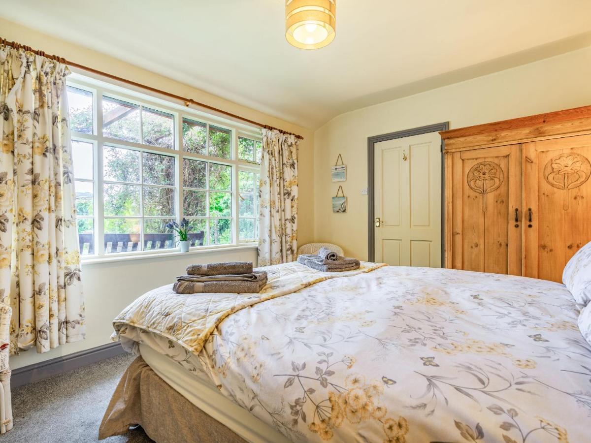 Wychwood Villa Whitby Buitenkant foto